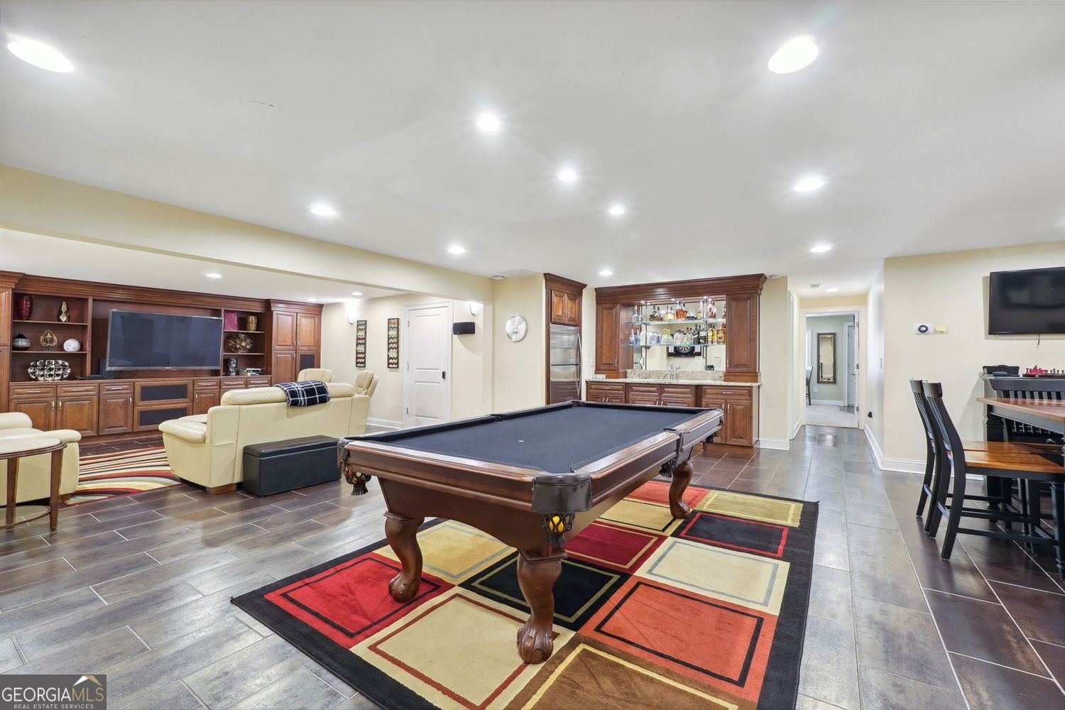 2460 Due West CIR NW