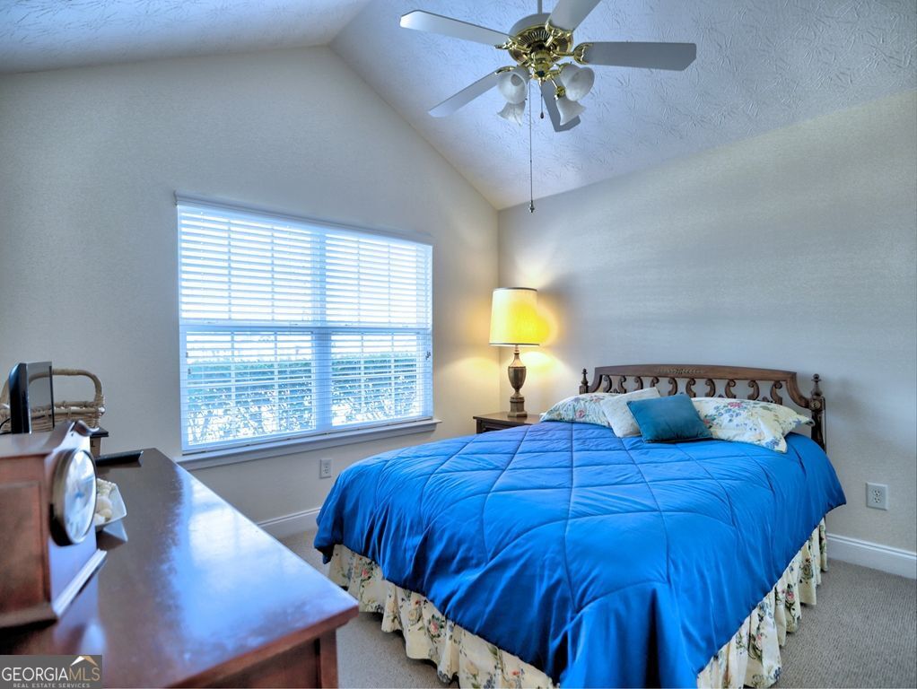 THE VINTAGE CLUB - Residential