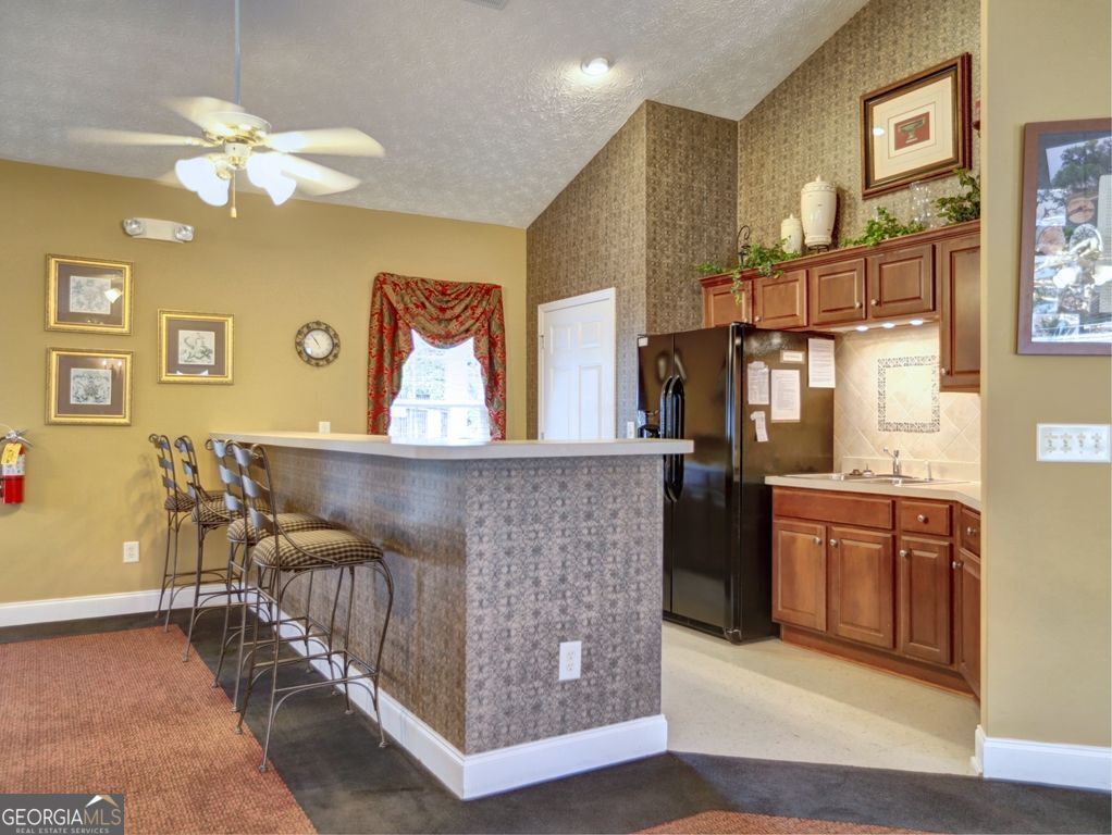 THE VINTAGE CLUB - Residential