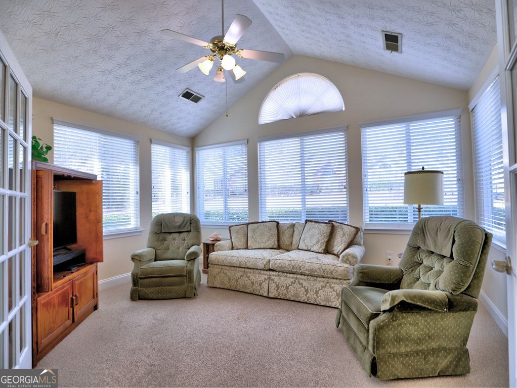 THE VINTAGE CLUB - Residential