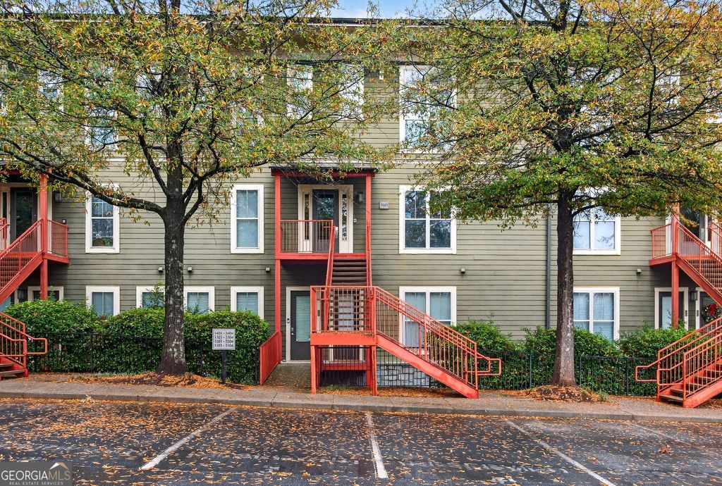 Photo of 1195 Milton Terrace SE #APT 3304, Atlanta, GA 30315 (MLS # 10652706)