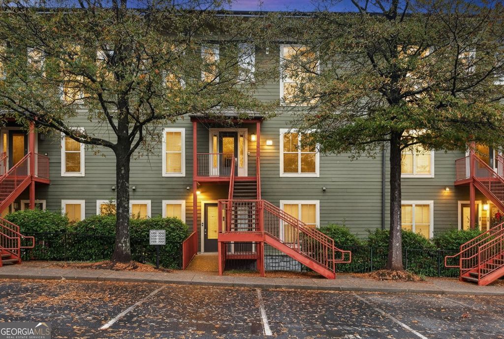Photo of 1195 Milton Terrace SE #APT 3304, Atlanta, GA 30315 (MLS # 10652706)