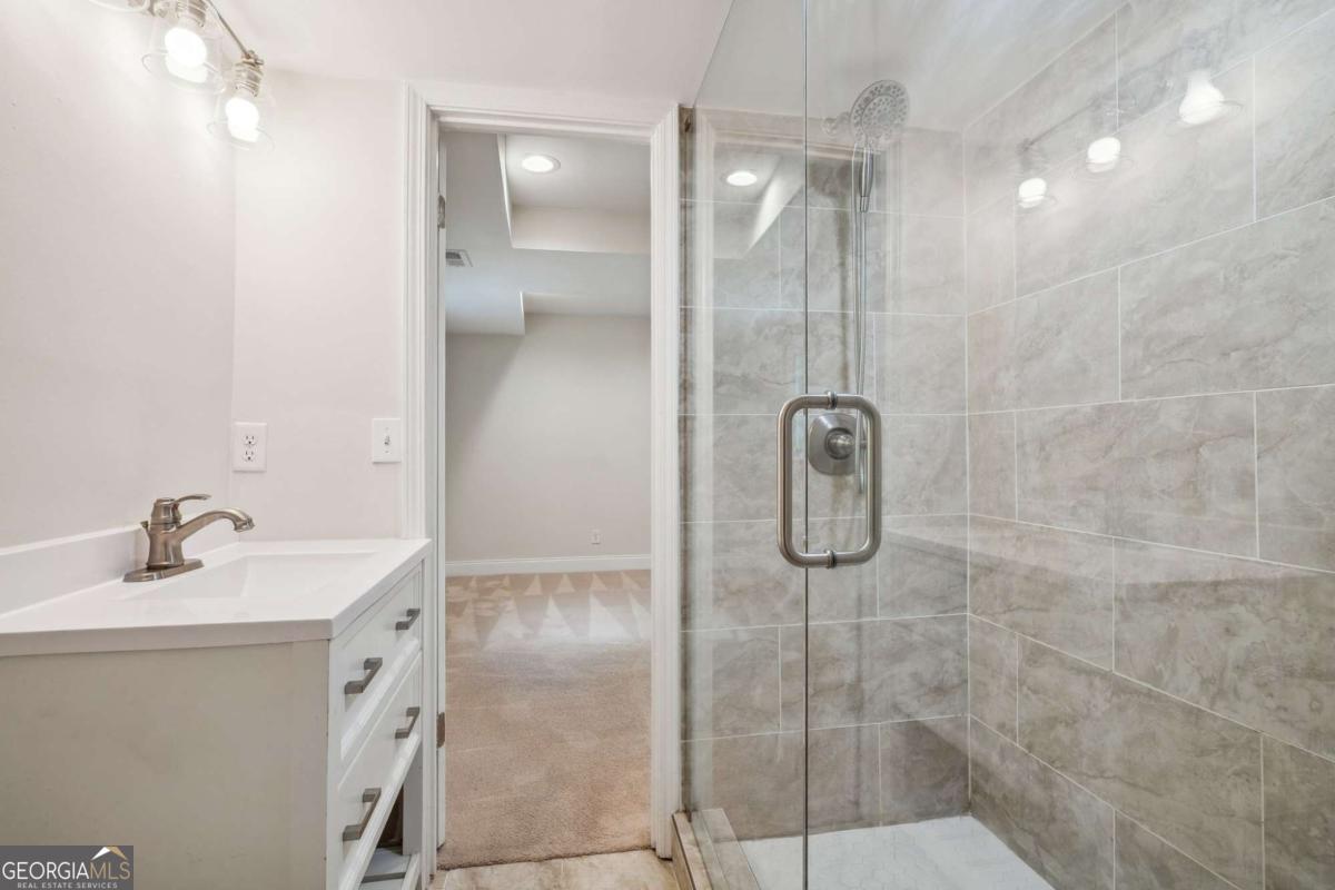 Johnsons Landing - Residential