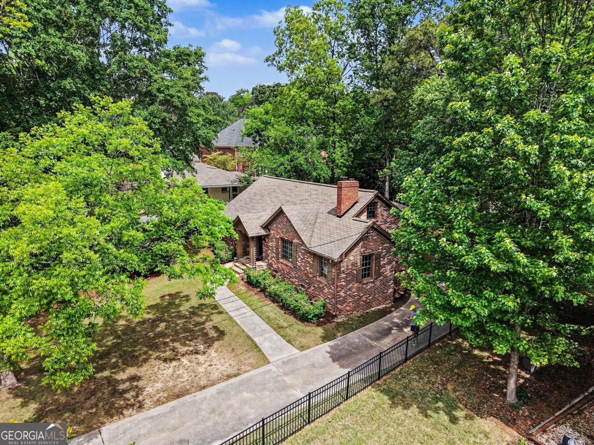 1793 Frazier RD