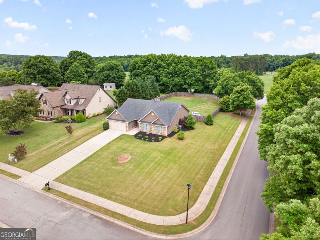 Photo of 20 Overlook Lane, Jefferson, GA 30549 (MLS # 10764414)
