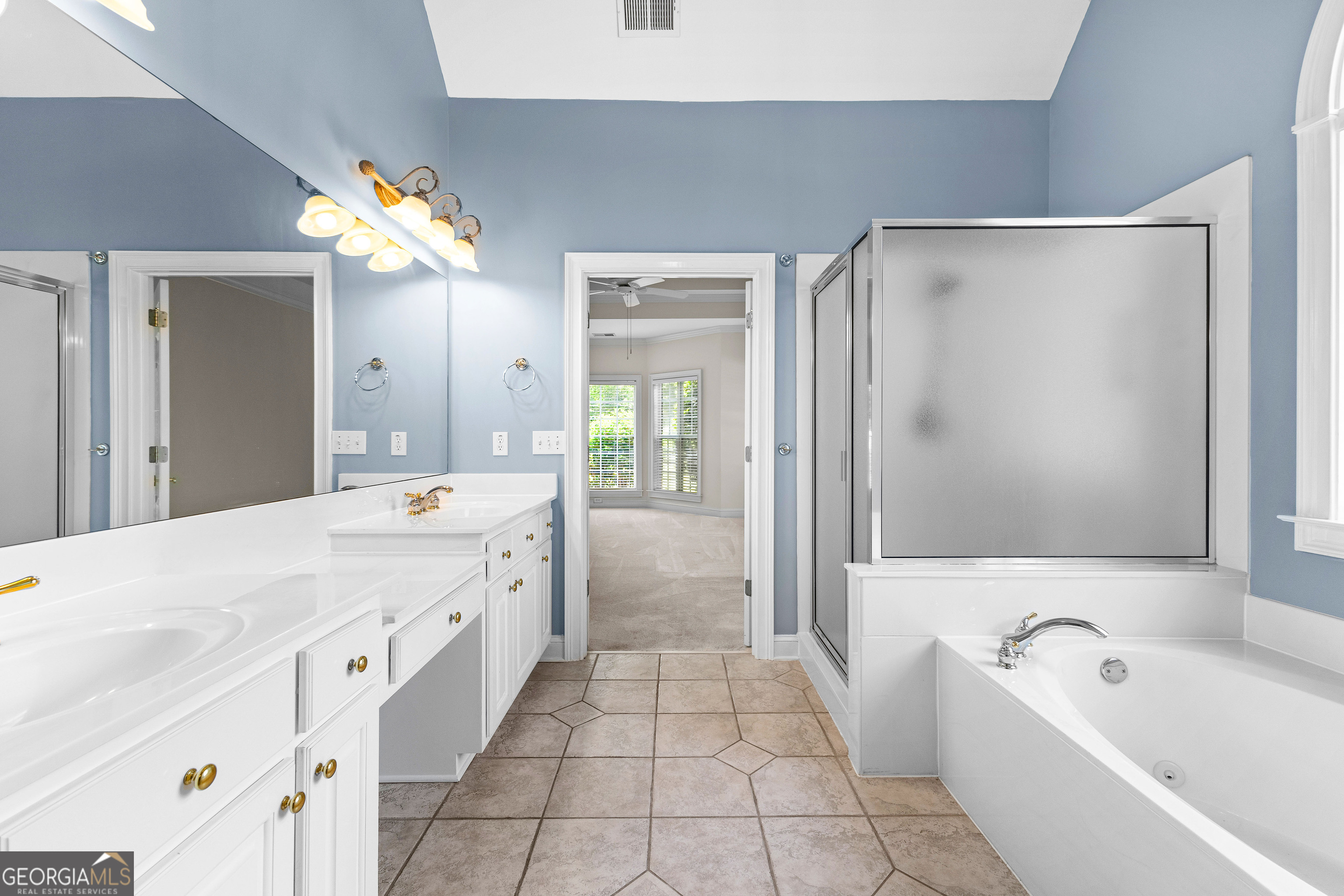 Sharpsburg, Georgia 30277, United States, 3 Bedrooms Bedrooms, ,3 BathroomsBathrooms,Residential,Active,140478