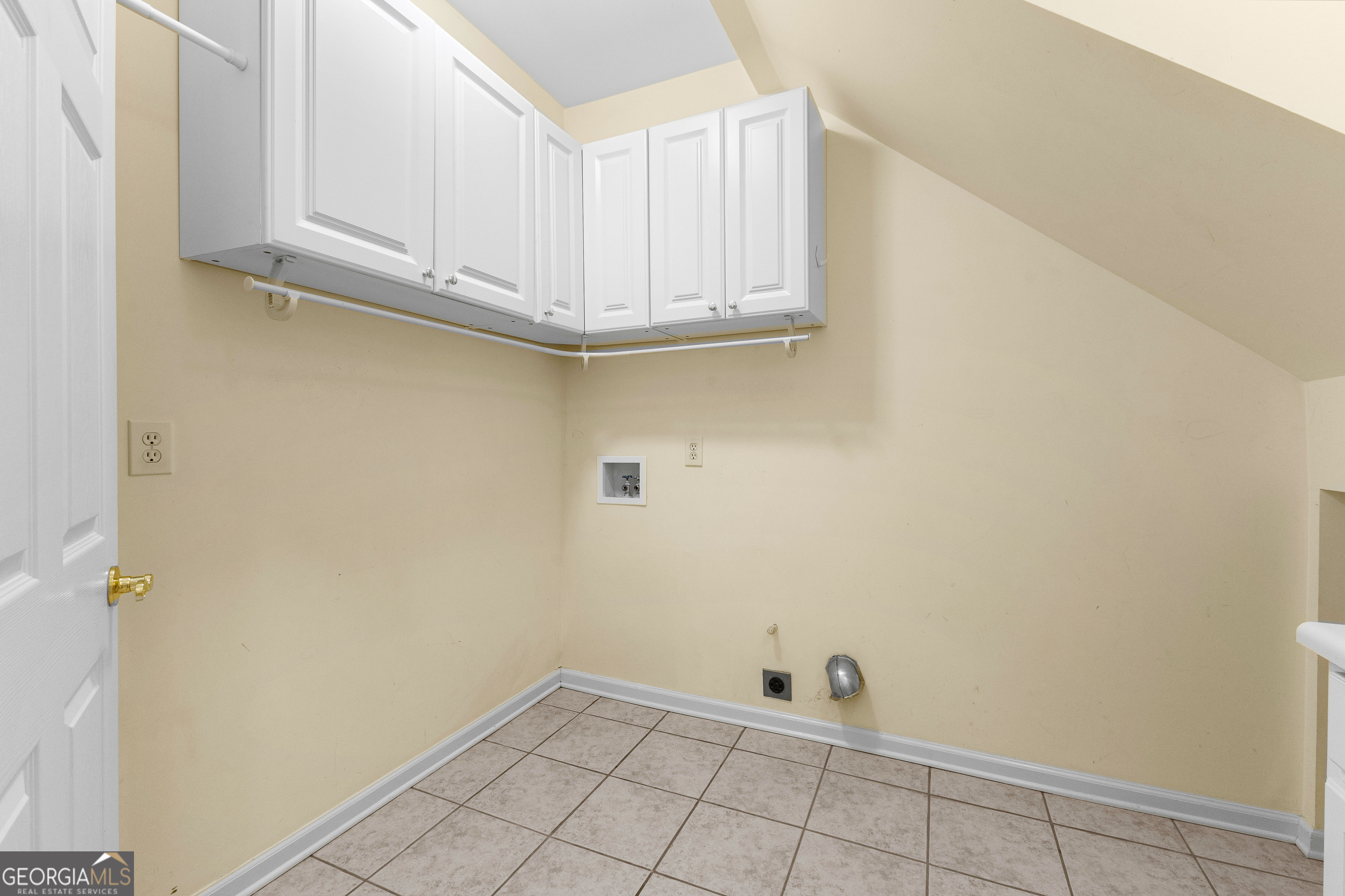 Sharpsburg, Georgia 30277, United States, 3 Bedrooms Bedrooms, ,3 BathroomsBathrooms,Residential,Active,140478