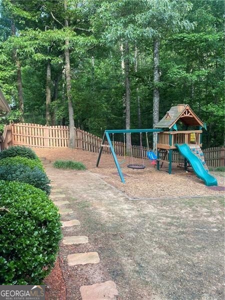 401 Hambridge CT