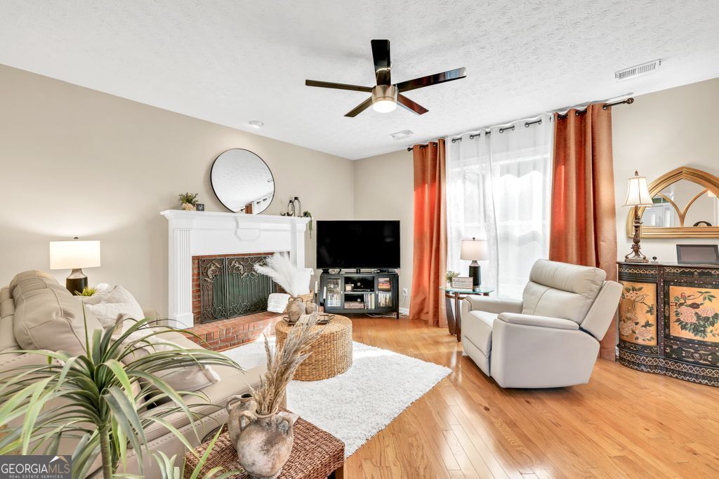 Chatham Woods Place - Residential