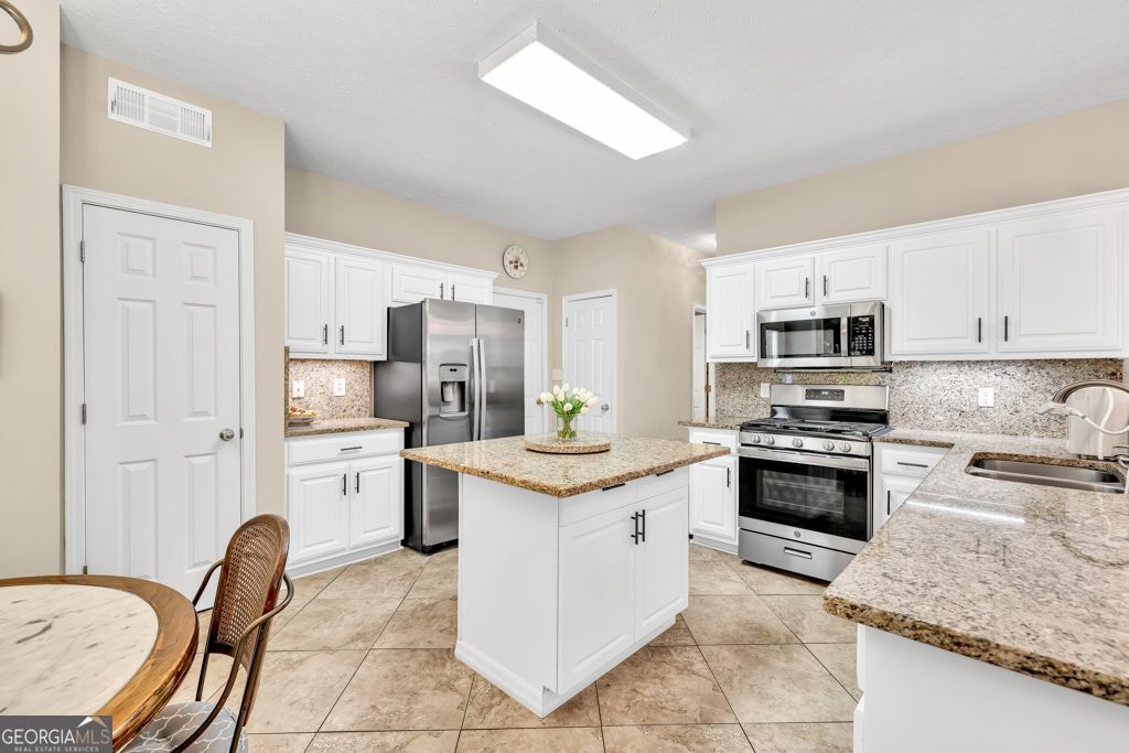 Chatham Woods Place - Residential