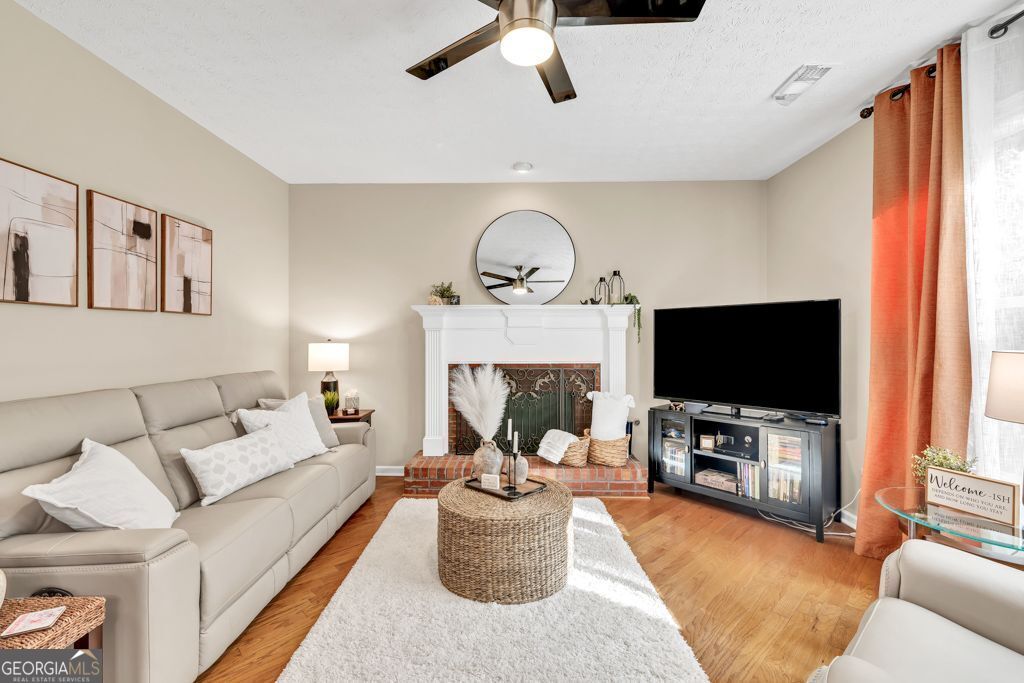 Chatham Woods Place - Residential