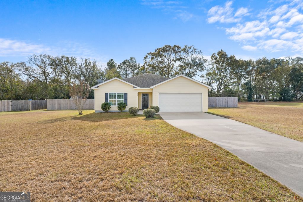 Photo of 160 Sandalwood Circle, Statesboro, GA 30458 (MLS # 10651316)