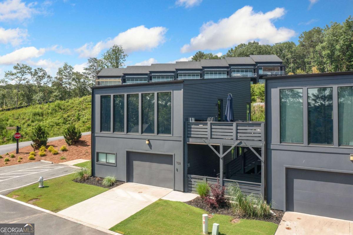 103 Marina Parc DR