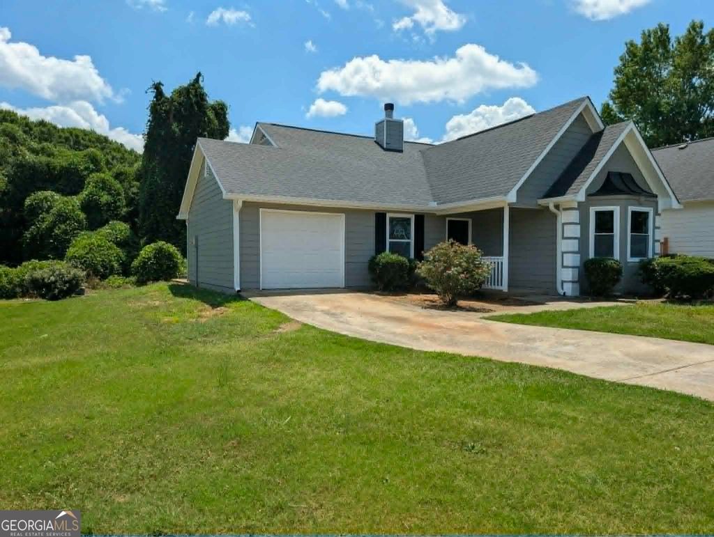 Photo of 152 Crystal Brook, Griffin, GA 30223 (MLS # 10802906)