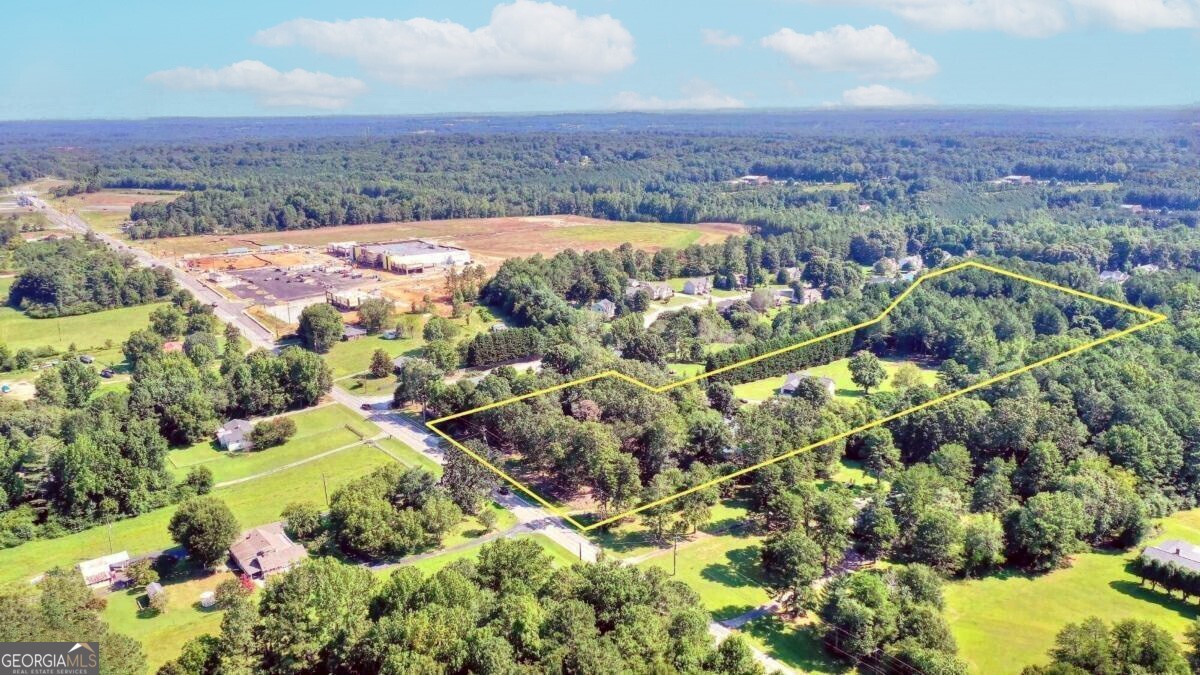 1042 Harbins RD
