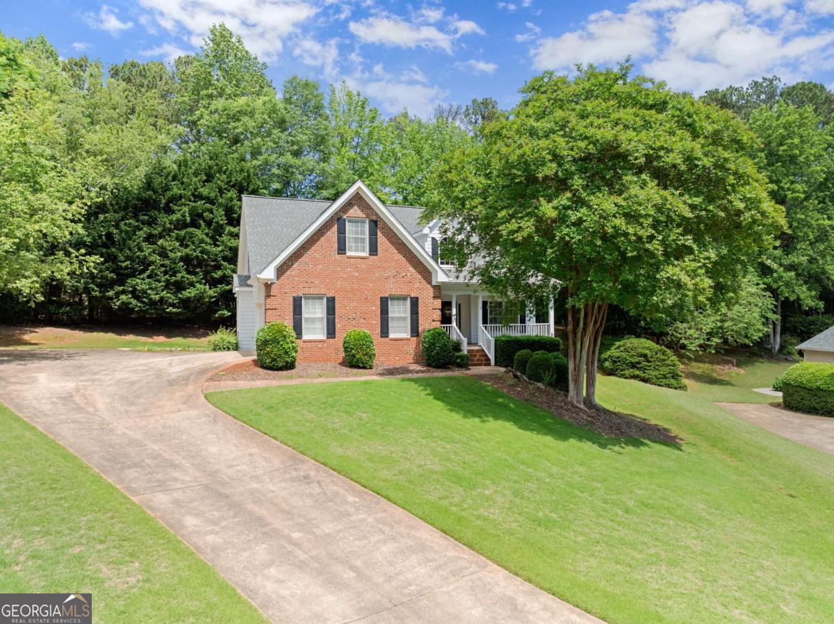 3040 Larkspur CT