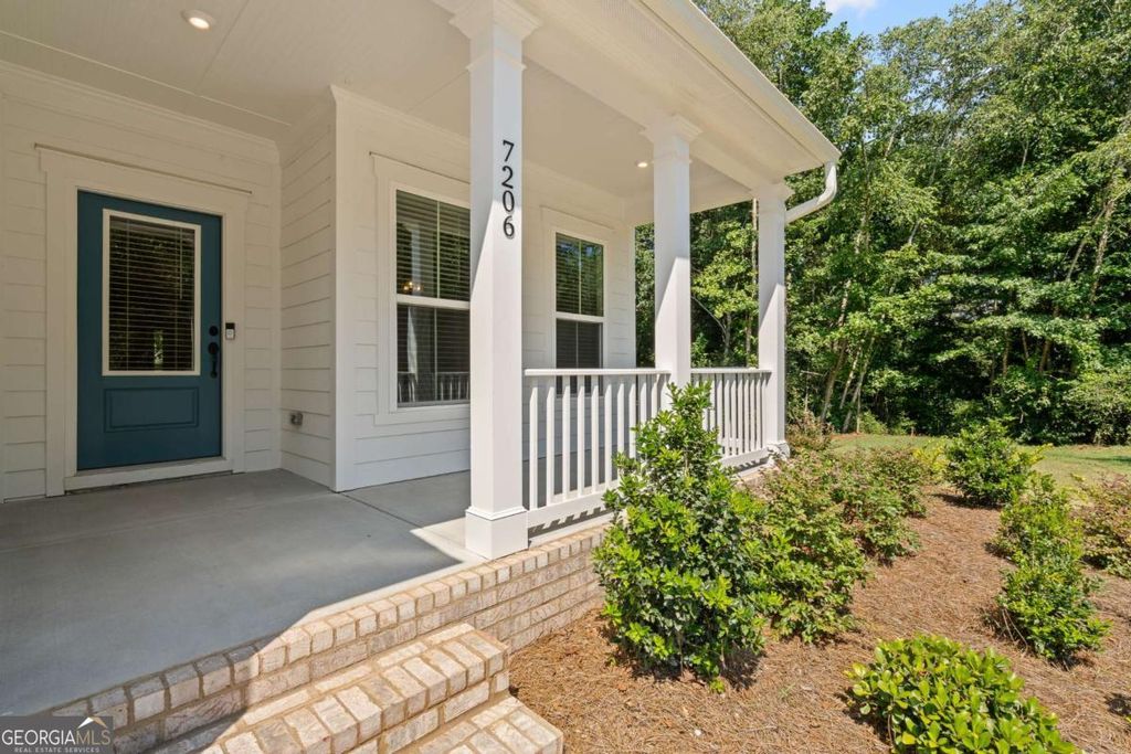 Photo of 7206 Grand Reunion Drive, Hoschton, GA 30548 (MLS # 10658029)