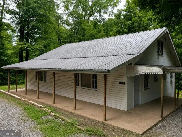 1442 S Main Street