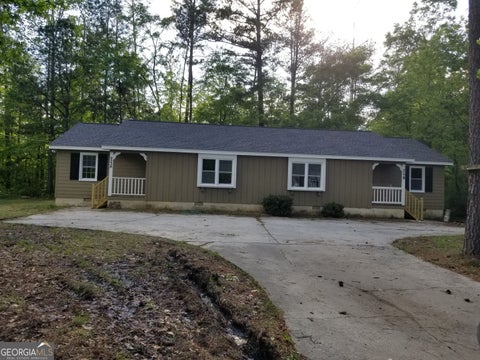 Photo of 923 Old Summerville Rd, Rome, GA 30165 (MLS # 10852341)