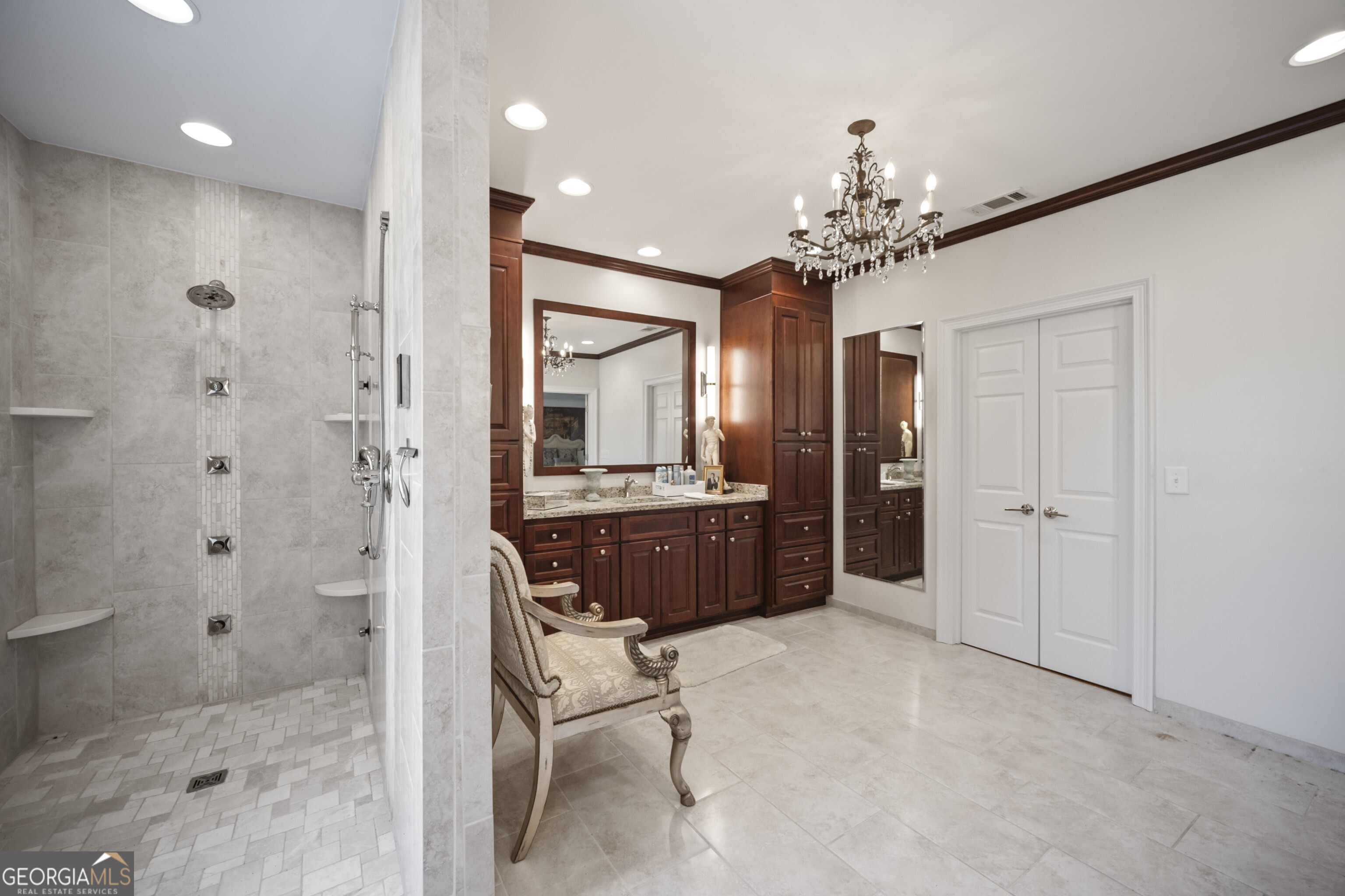 Charlton Forge - Residential