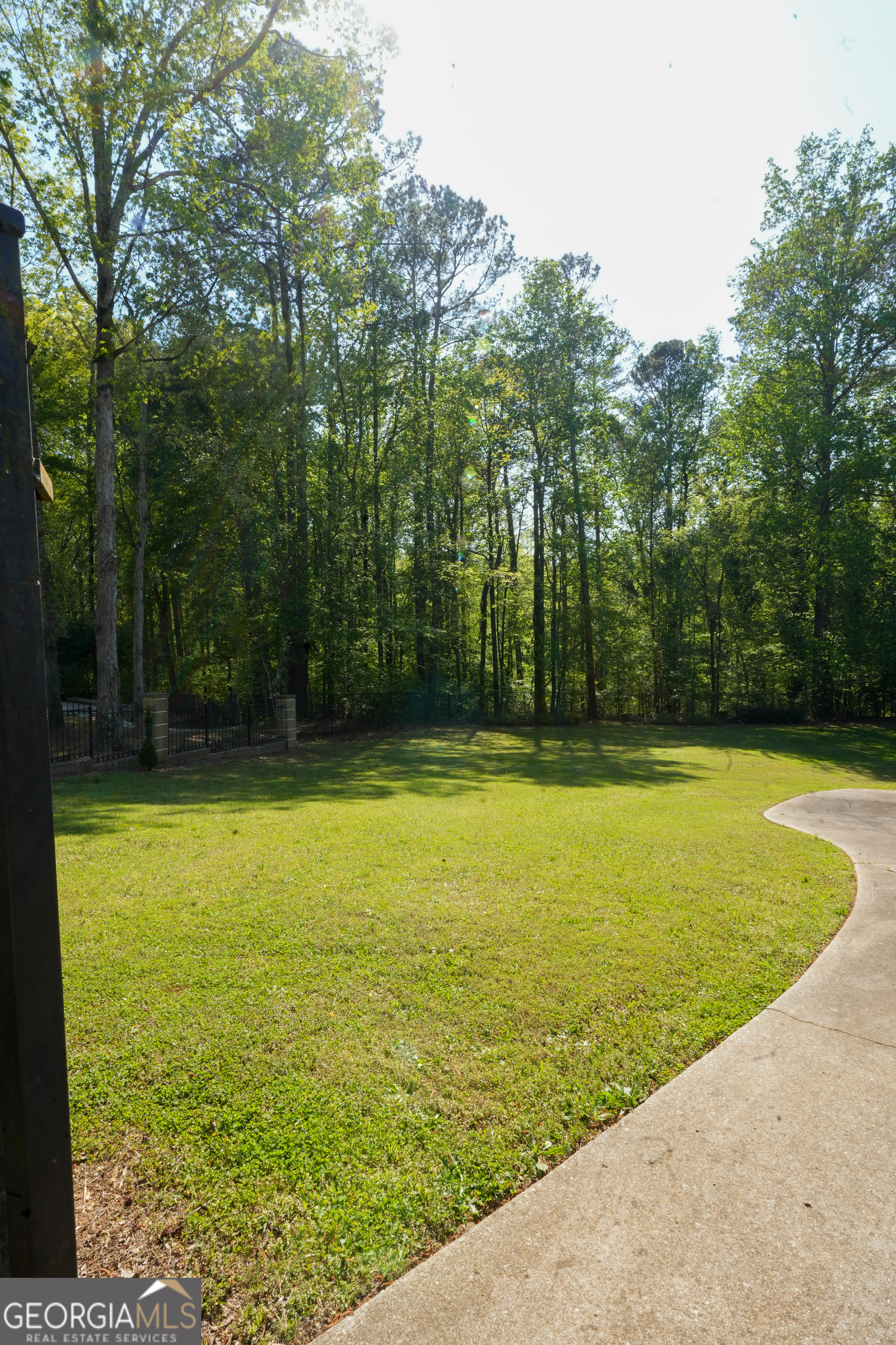 1010 Forest Overlook DR SW