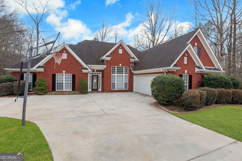 Photo of 2713 Trellis Court, Conyers, GA 30094 (MLS # 10664844)