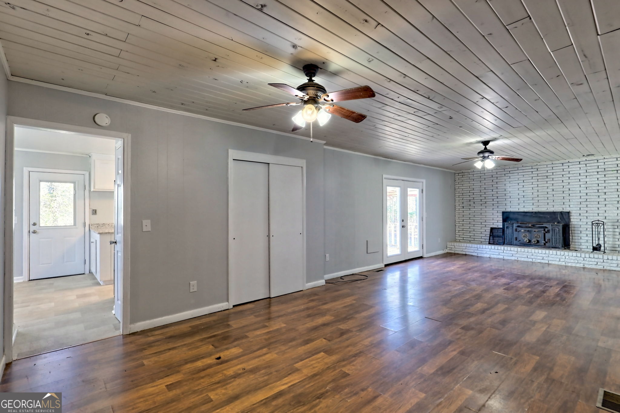 Clarkesville, Georgia 30523, United States, 3 Bedrooms Bedrooms, ,2 BathroomsBathrooms,Residential,Pending,13188