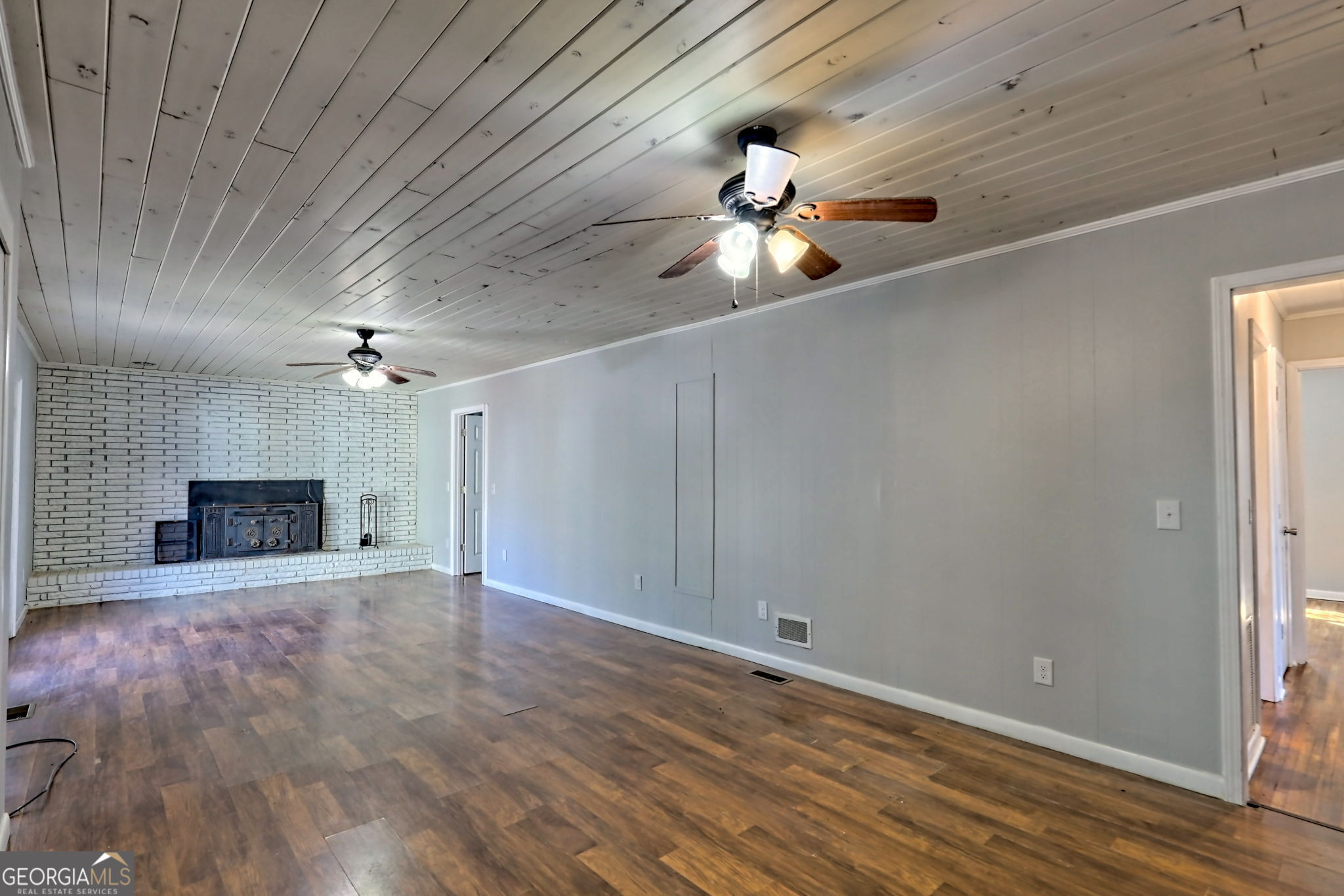 Clarkesville, Georgia 30523, United States, 3 Bedrooms Bedrooms, ,2 BathroomsBathrooms,Residential,Pending,13188