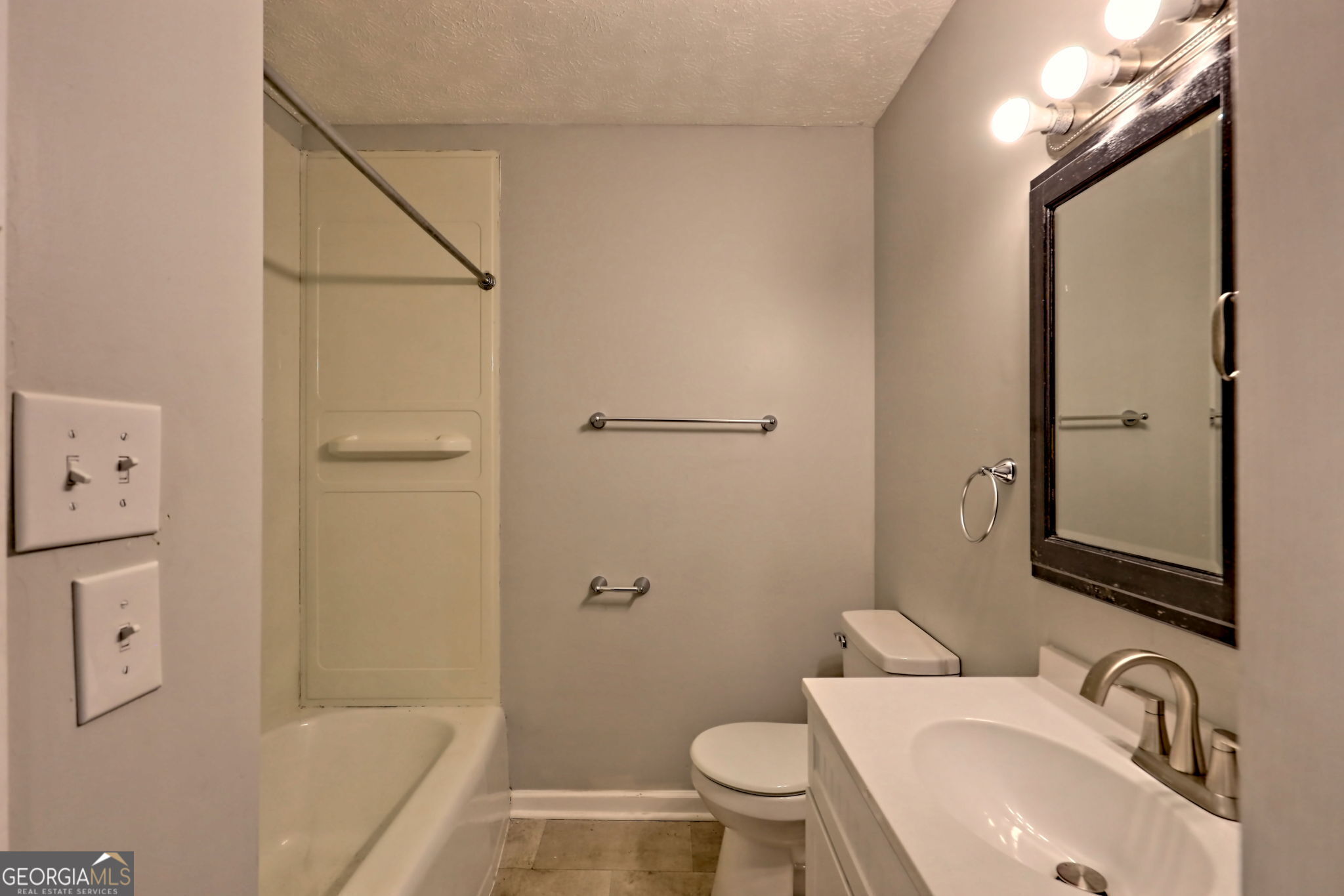 Clarkesville, Georgia 30523, United States, 3 Bedrooms Bedrooms, ,2 BathroomsBathrooms,Residential,Pending,13188