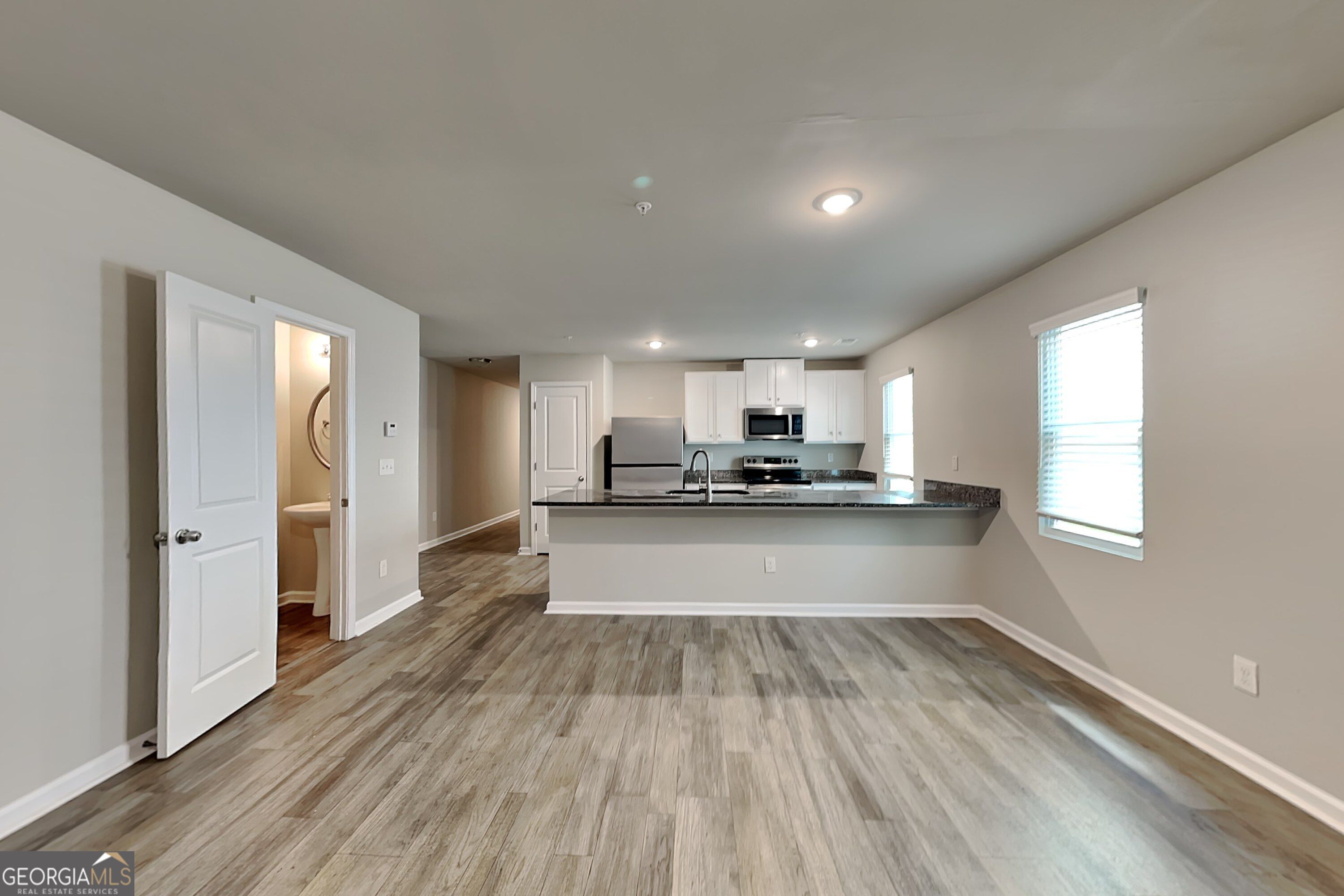 2146 Belmont CIR