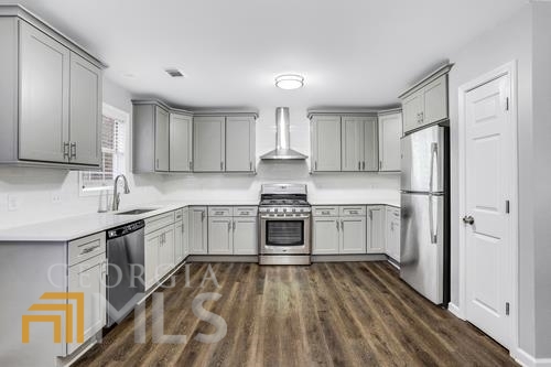 Castle Royale - Residential Lease