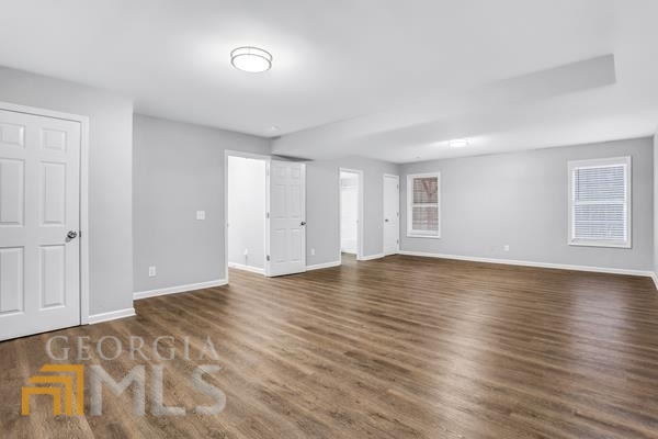 Castle Royale - Residential Lease