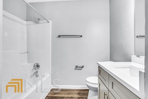 Castle Royale - Residential Lease