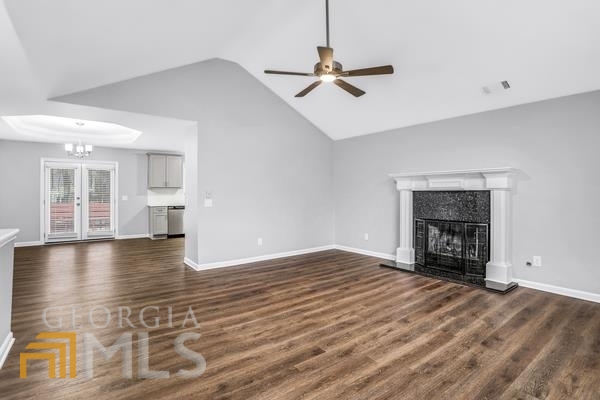 Castle Royale - Residential Lease