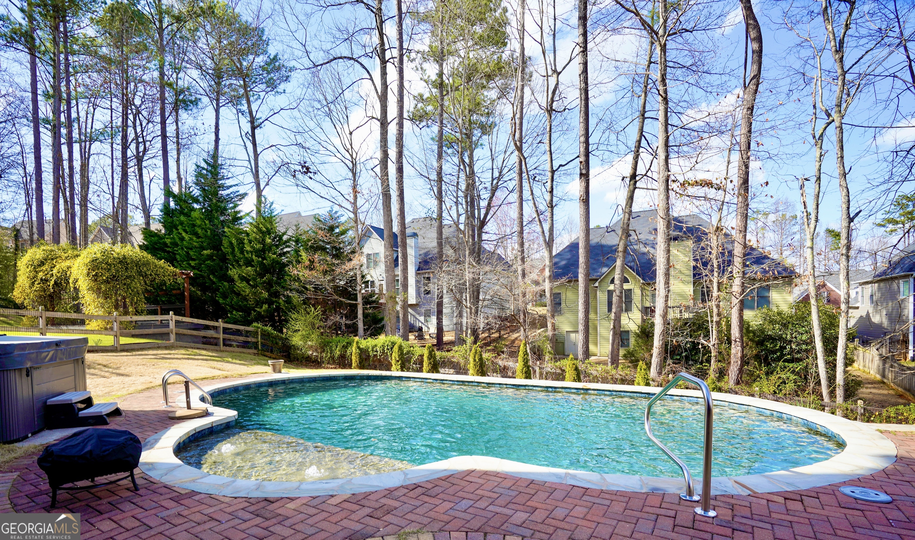 93 Richmond WAY