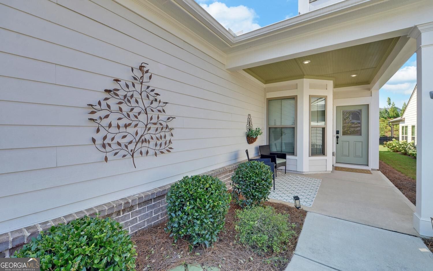 5663 Villa Crest DR