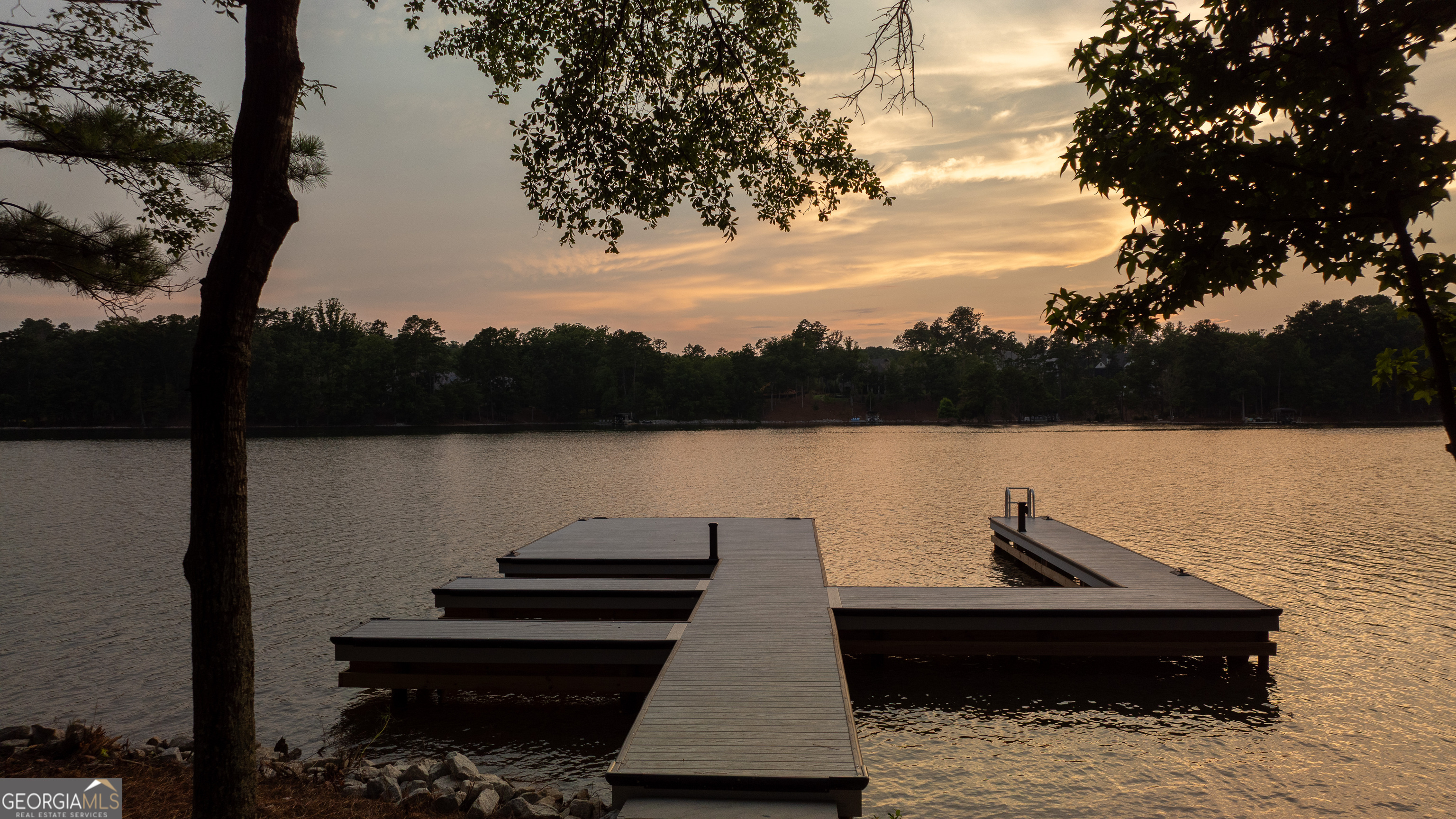 1221 Broadpoint DR