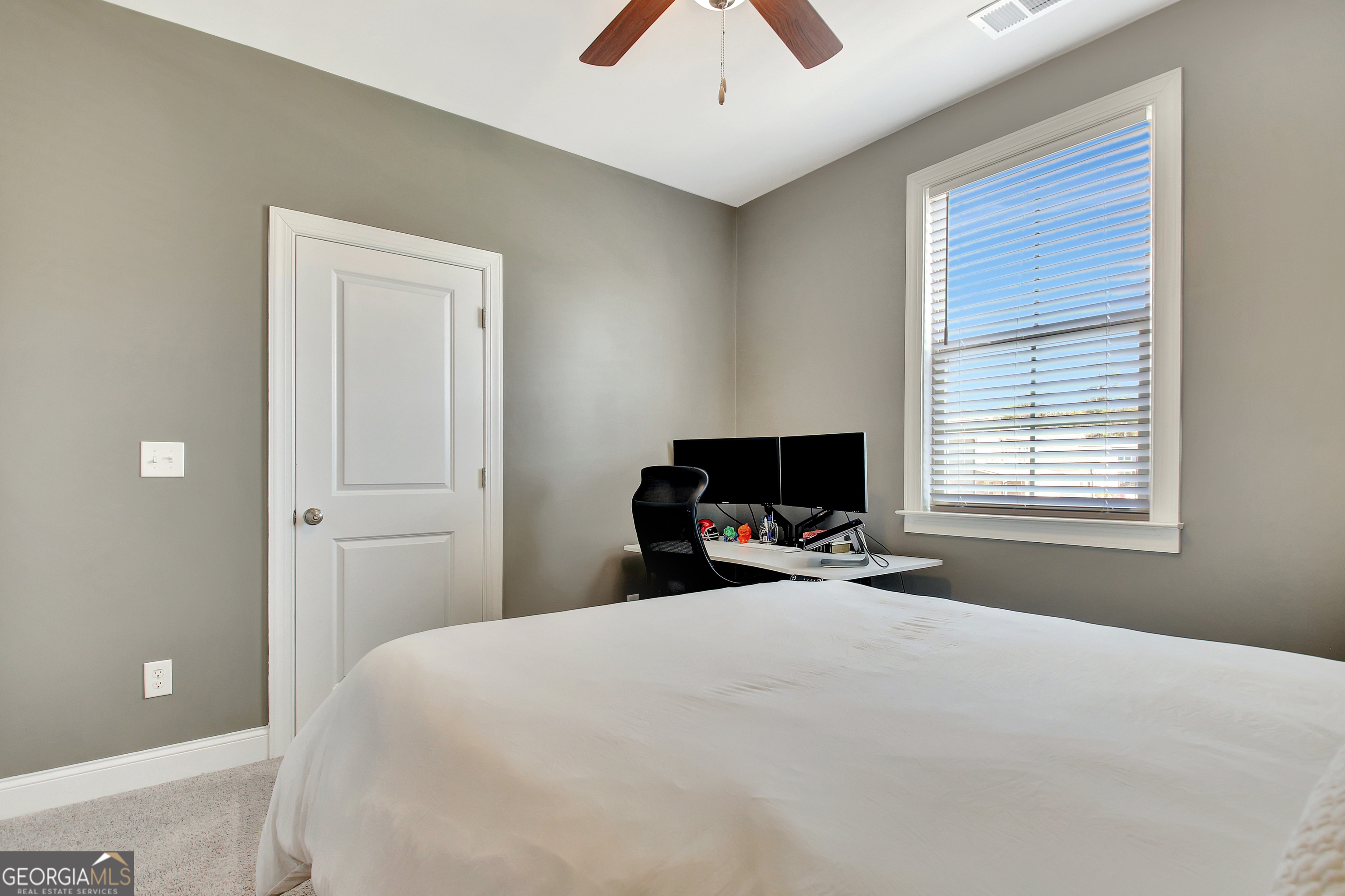 Peachtree City, Georgia 30269, United States, 5 Bedrooms Bedrooms, ,4 BathroomsBathrooms,Residential,Active,98001