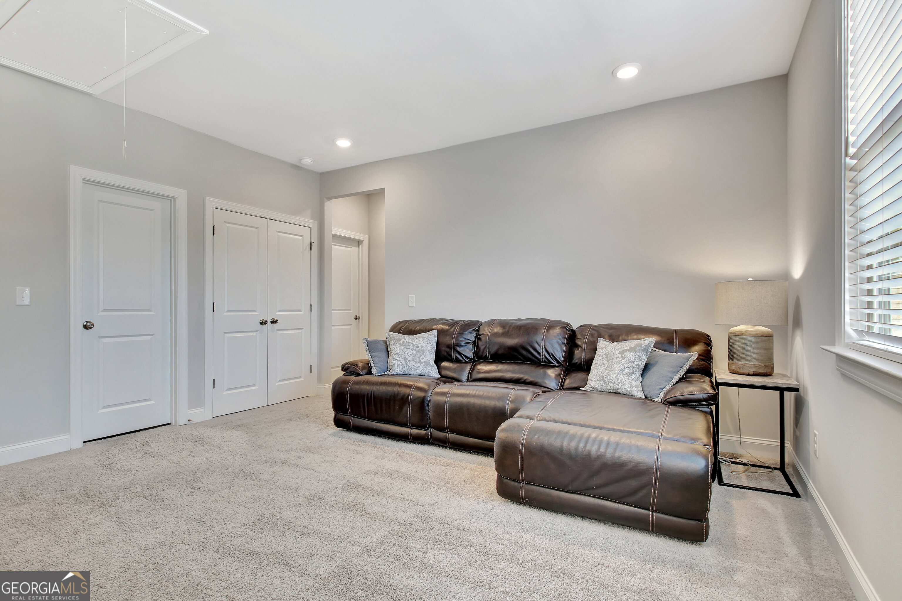 Peachtree City, Georgia 30269, United States, 5 Bedrooms Bedrooms, ,4 BathroomsBathrooms,Residential,Active,98001