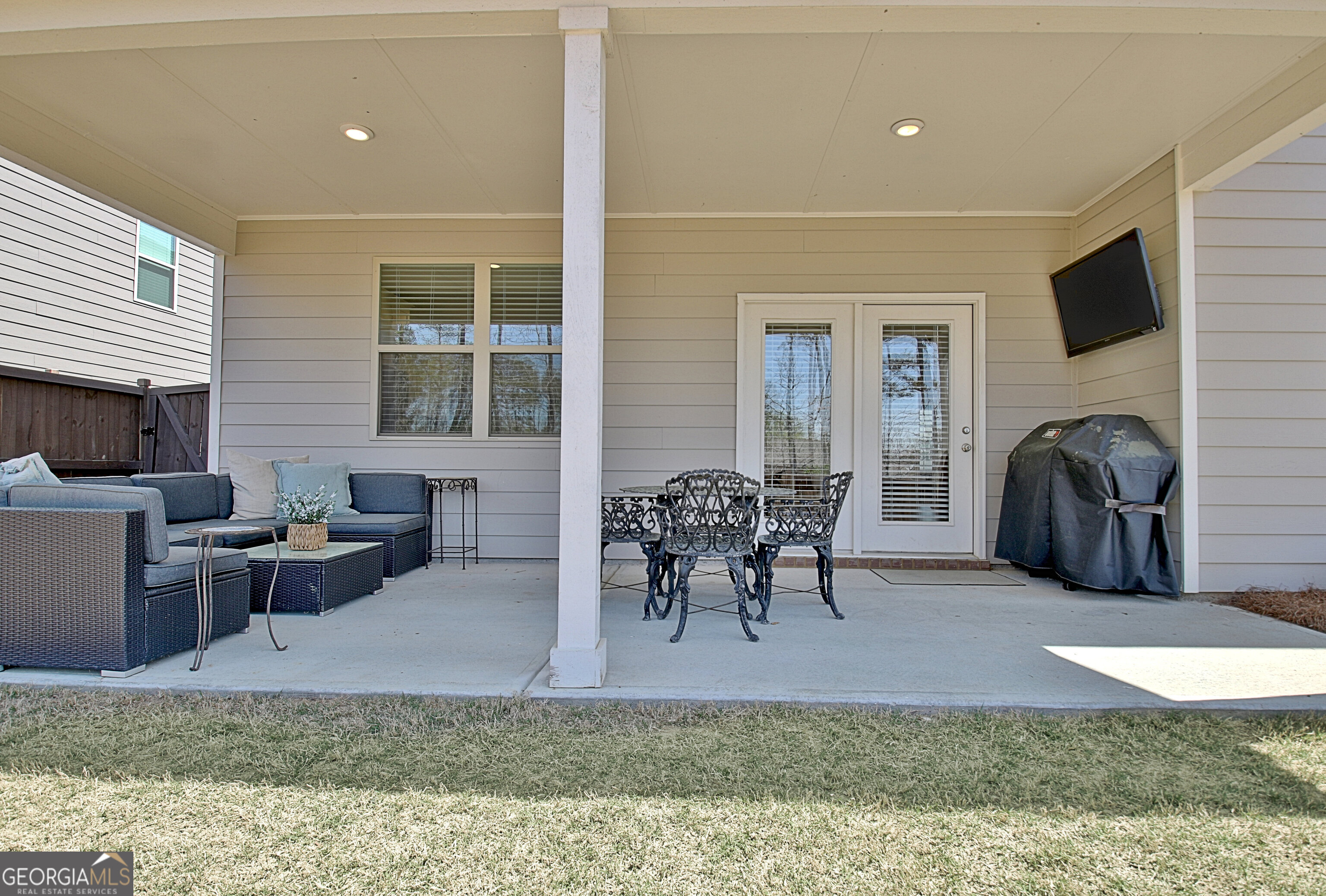 Peachtree City, Georgia 30269, United States, 5 Bedrooms Bedrooms, ,4 BathroomsBathrooms,Residential,Active,98001