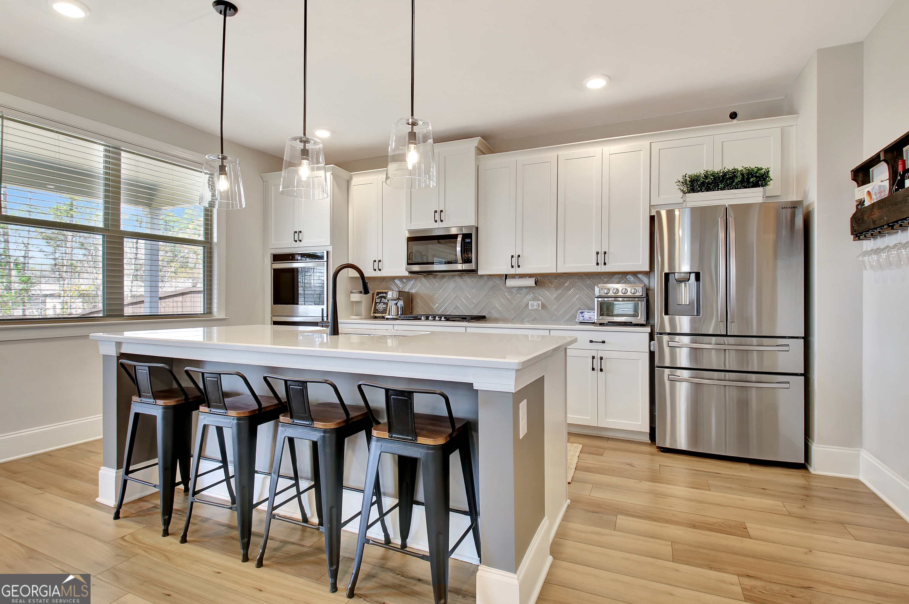 Peachtree City, Georgia 30269, United States, 5 Bedrooms Bedrooms, ,4 BathroomsBathrooms,Residential,Active,98001