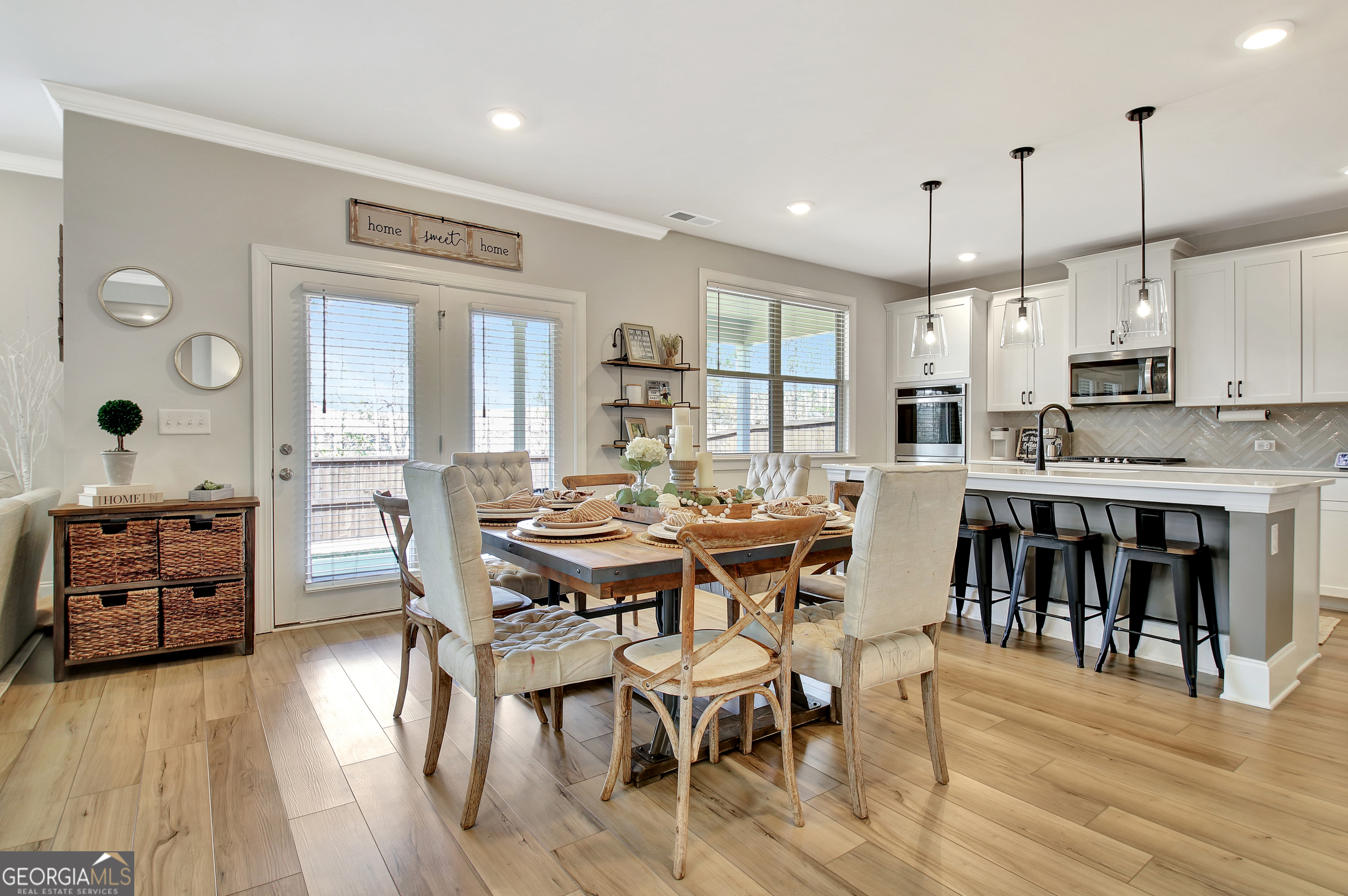 Peachtree City, Georgia 30269, United States, 5 Bedrooms Bedrooms, ,4 BathroomsBathrooms,Residential,Active,98001