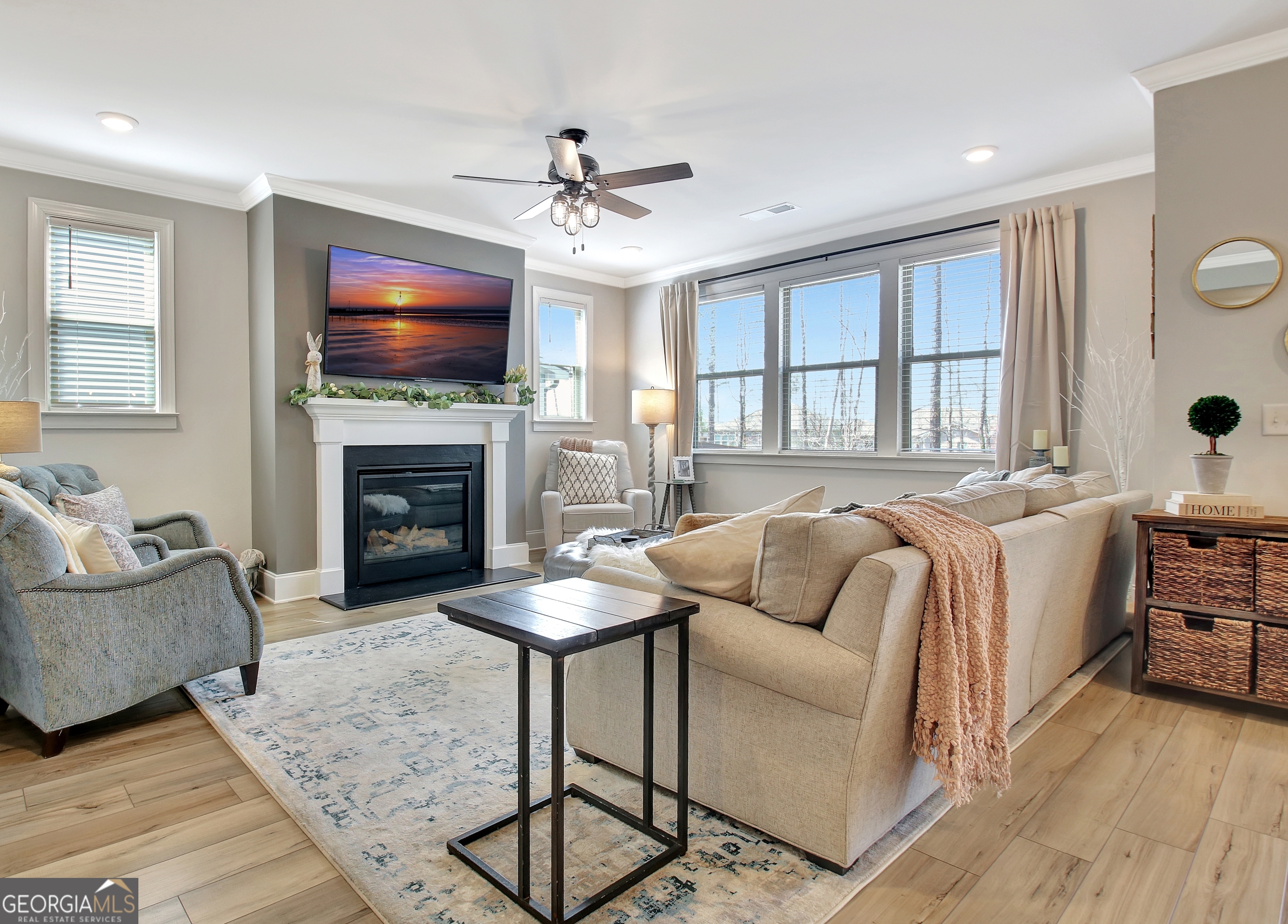 Peachtree City, Georgia 30269, United States, 5 Bedrooms Bedrooms, ,4 BathroomsBathrooms,Residential,Active,98001