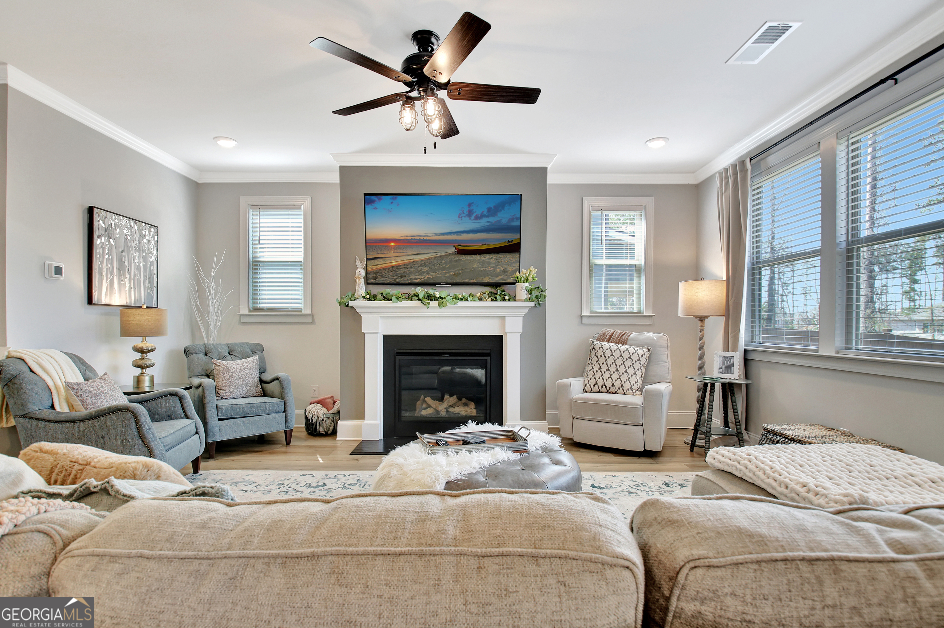 Peachtree City, Georgia 30269, United States, 5 Bedrooms Bedrooms, ,4 BathroomsBathrooms,Residential,Active,98001