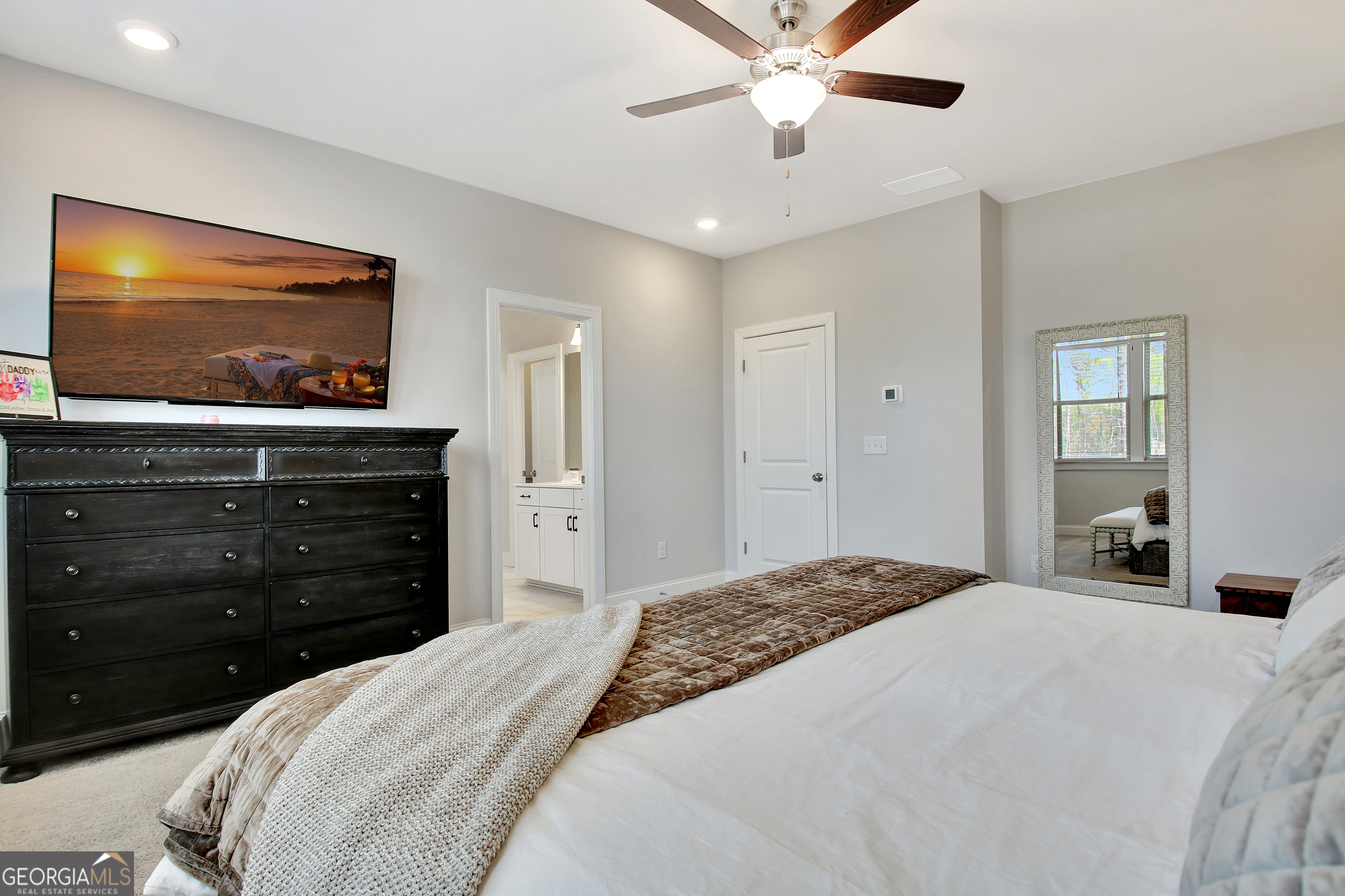 Peachtree City, Georgia 30269, United States, 5 Bedrooms Bedrooms, ,4 BathroomsBathrooms,Residential,Active,98001