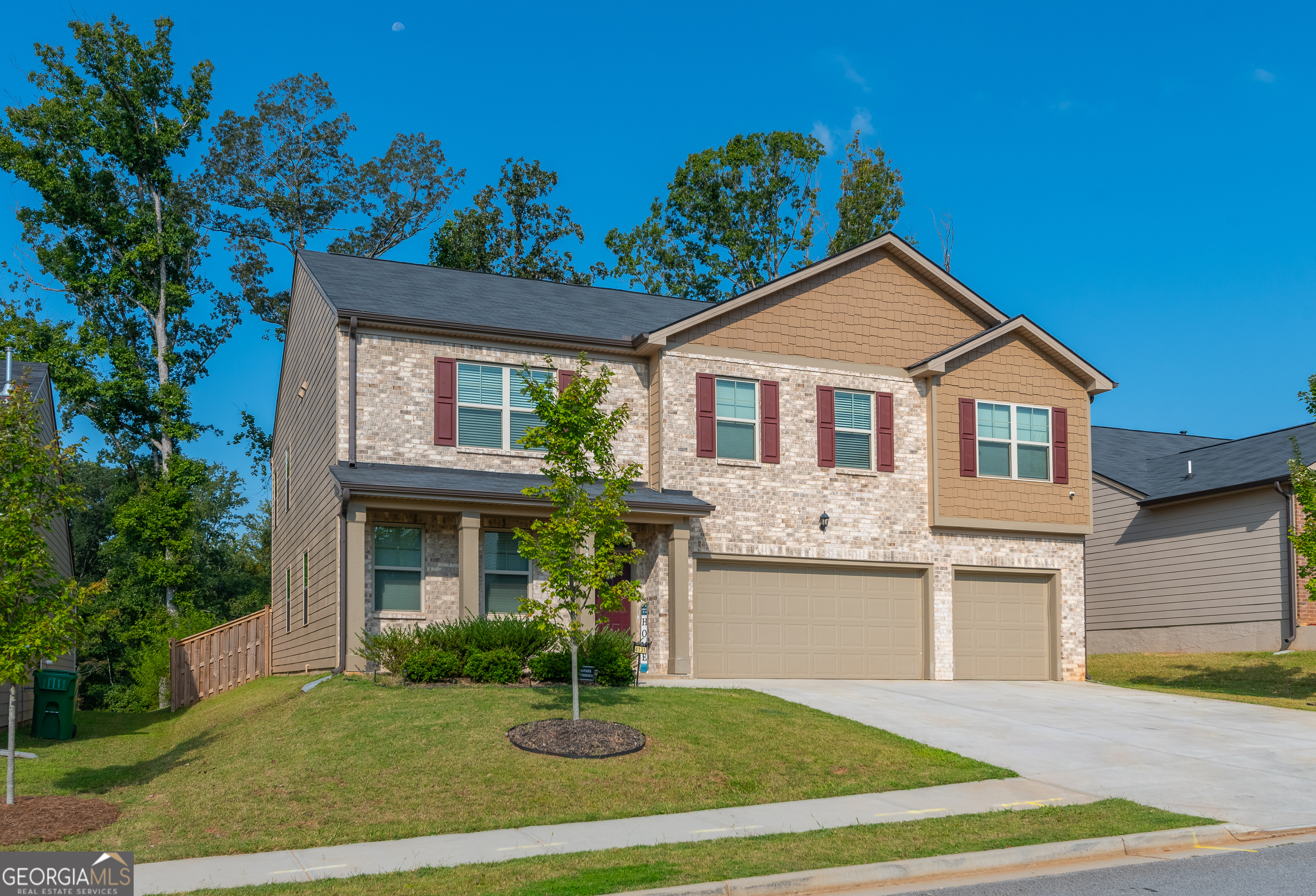 4131 Spencer LN