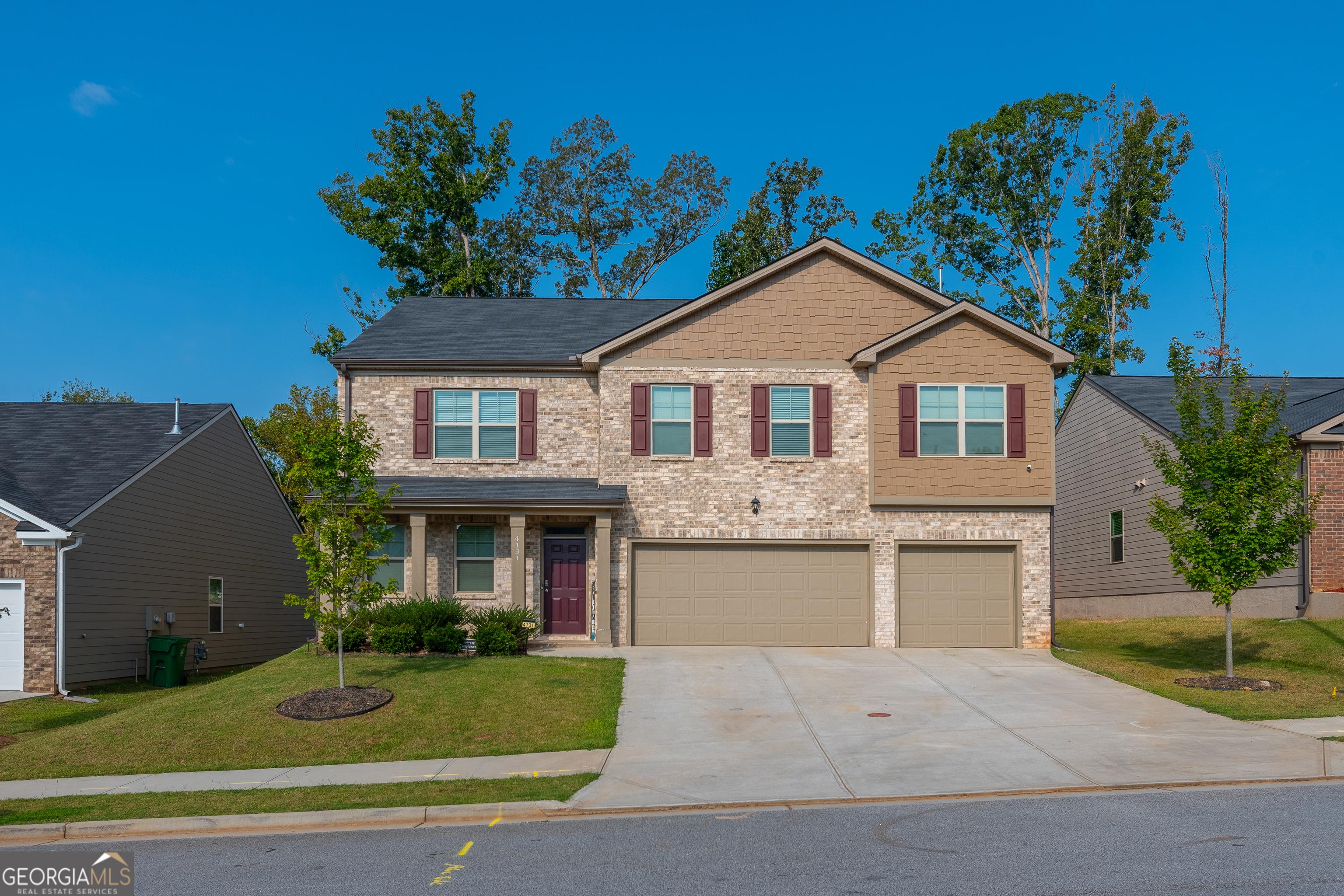 4131 Spencer LN