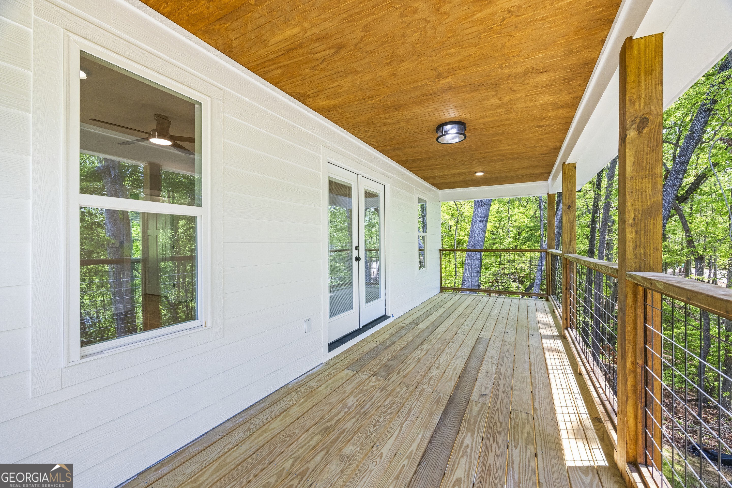 Lavonia, Georgia 30553, United States, 3 Bedrooms Bedrooms, ,3 BathroomsBathrooms,Residential,Active,145124