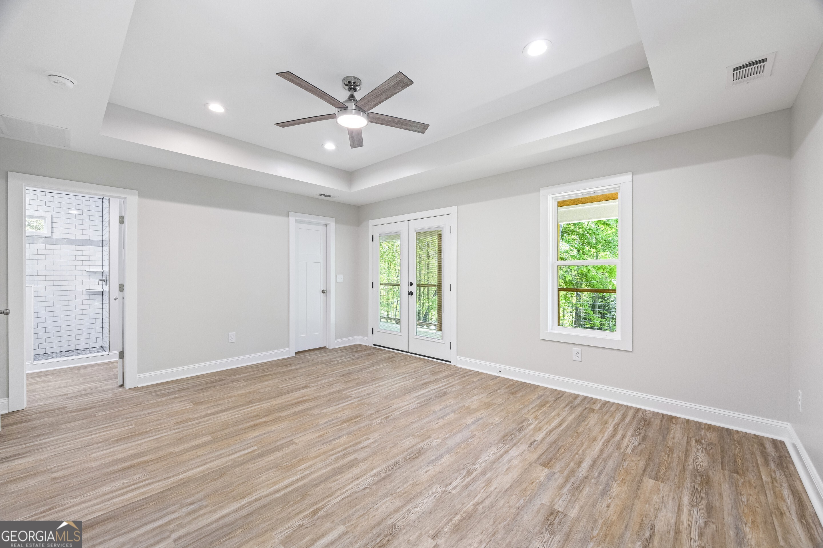 Lavonia, Georgia 30553, United States, 3 Bedrooms Bedrooms, ,3 BathroomsBathrooms,Residential,Active,145124