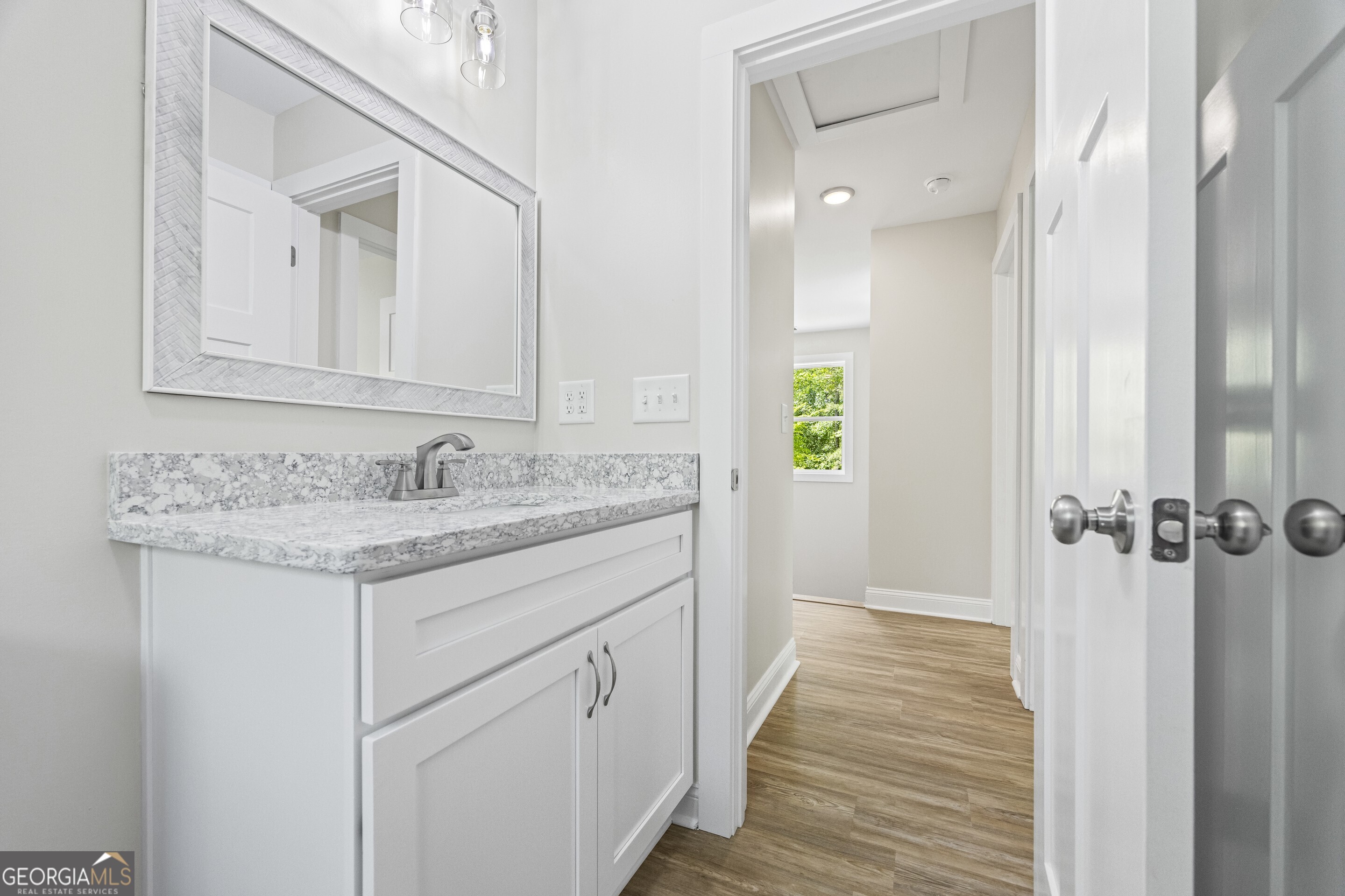 Lavonia, Georgia 30553, United States, 3 Bedrooms Bedrooms, ,3 BathroomsBathrooms,Residential,Active,145124